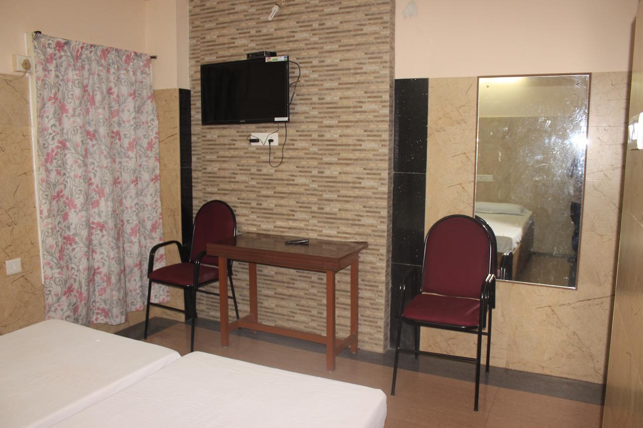 Hotel Sukhvas Thiruvananthapuram Exterior photo